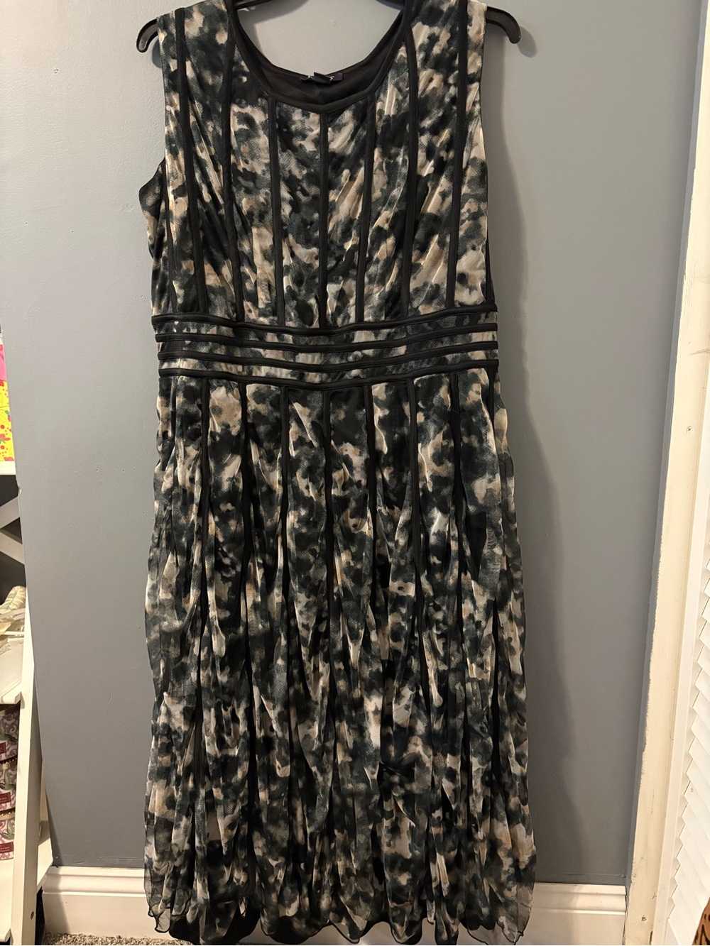 Roaman's Sleeveless Printed Midi Dress in Black and Cream